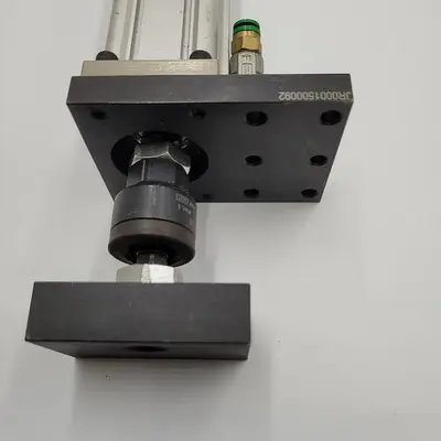 Used SMC SMC CDQ2F32TN-250DCMZ CYLINDER, CQ2-Z COMPACT CYLINDER WITH MOUNTING PLATES Cylinders | ND Industrial Surplus #1221316