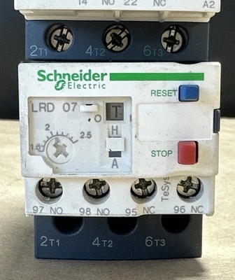NEW Schneider Electric LC1D12 LRD-07