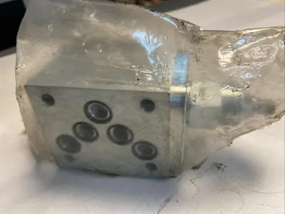 New | in-Stock SUN HYDRAULICS BBP-0AJ7-A2 Pump & Valve Parts Ohio US | Surplus Asset Holdings #1233598
