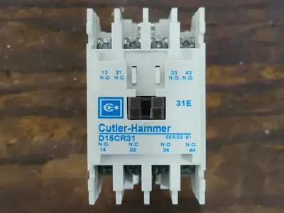 USED CUTLER-HAMMER D15CR31