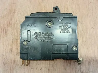 Used SQUARE D QOB115 Switchgears British Columbia CA | Lenmark #1438657