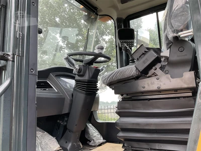 New | in-Stock 2023 HYUNDAI HL930A Wheel Loaders Florida US | National Equipment Dealers #1422494