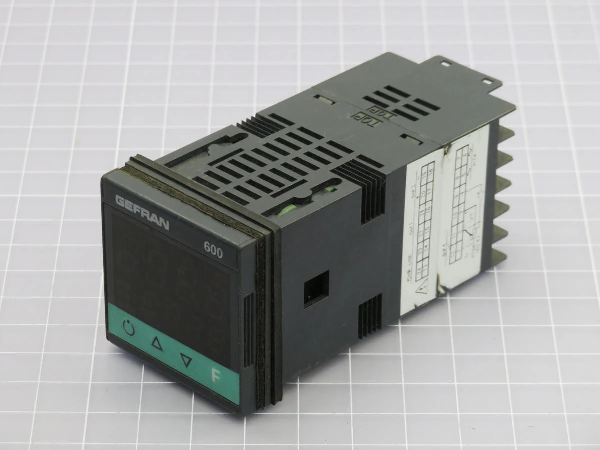 Used GEFRAN _UNKNOWN_ Temperature Controls | OCO Industrial #1621863