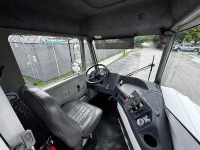 Used 2016 KALMAR OTTAWA T2 Tow Tractors Florida US | Truck and Van Outlet #1509221