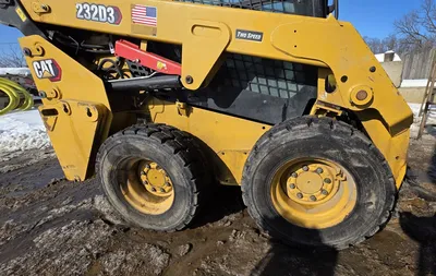 2022 CAT 232D3 skid loader | Iron Listing (29)