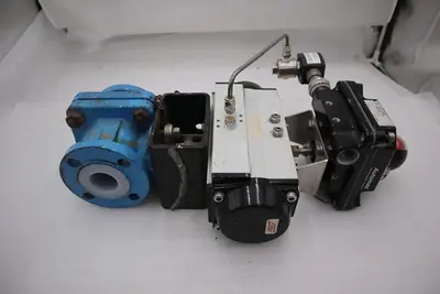 FLOWSERVE NXCLU2PP-18-00200/ M105 K55 90 ACTUATORS AND CONTRFOLS STOCK M-81