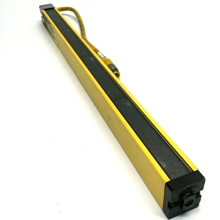Used Banner USR1624YP2 Light Curtains & Grids Michigan US | Maverick Industrial Sales #1423147