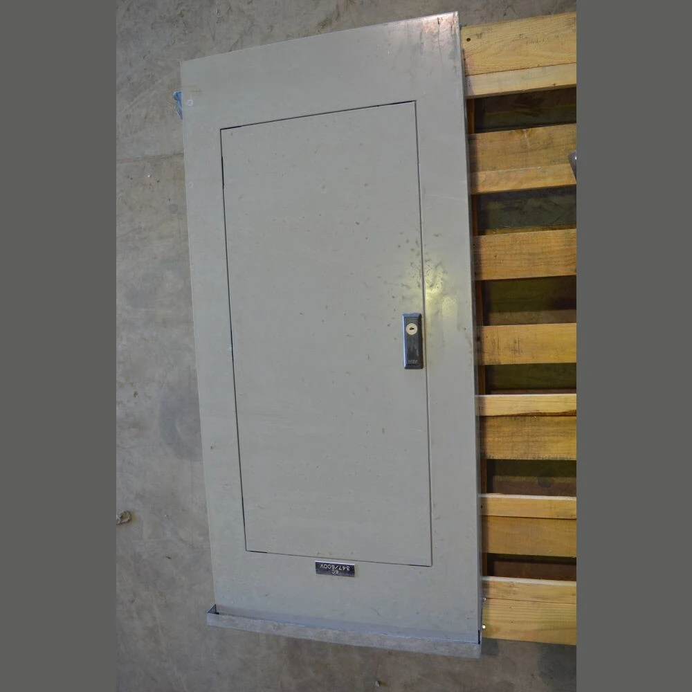 Cutler Hammer 225 Amp Distribution Panel