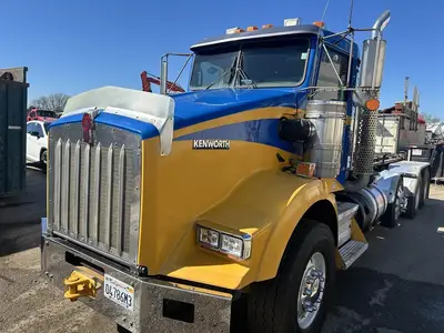 USED 2015 KENWORTH T800