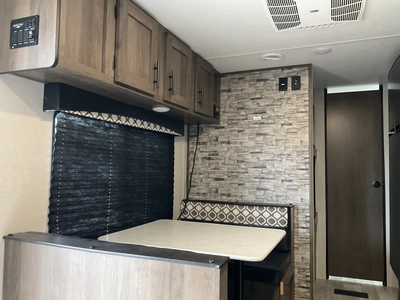 Used 2021 FOREST RIVER PRIME TIME AVENGER Campers, Caravans, Motorhomes Michigan US | Miedema Asset Management Group #1322411