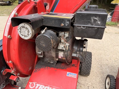 Used TROY-BILT CHIPPER/VAC AS WELL AS A SNOWBLOWER _UNKNOWN_ Wood Chippers Michigan US | Miedema Asset Management Group #1419793