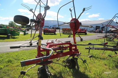 Used MASSEY FERGUSON TD524 Tedders Pennsylvania US | Zimmerman Farm Service #1410214