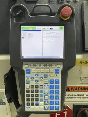 USED 2009 FANUC R2000IB/210F