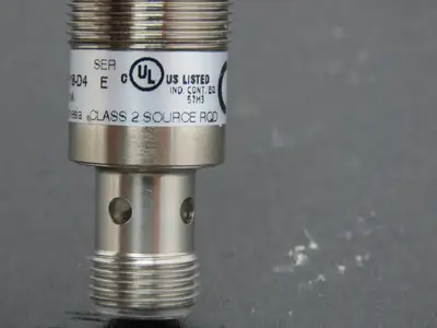 Allen Bradley 872C-N12NP18-D4 18mm Barrel Inductive Proximity Sensor 10-30VDC