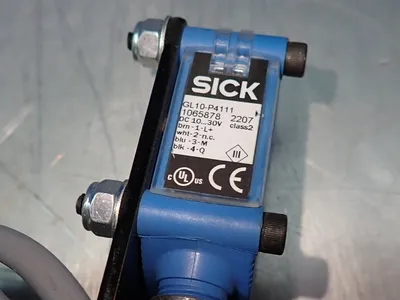 NEW SICK GL10P4111