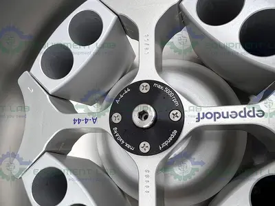 USED EPPENDORF 5804 BENCHTOP CENTRIFUGE W/ EPPENDORF A-4-44 ROTOR 5000 RPM