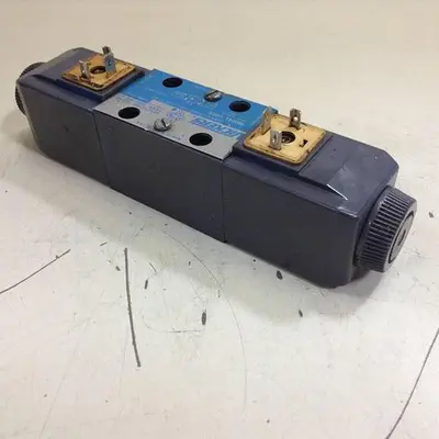 USED VICKERS DG4V-3-6C-M-U-HL7-60