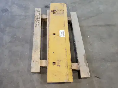 NEW 2023 CATERPILLAR 135-6729