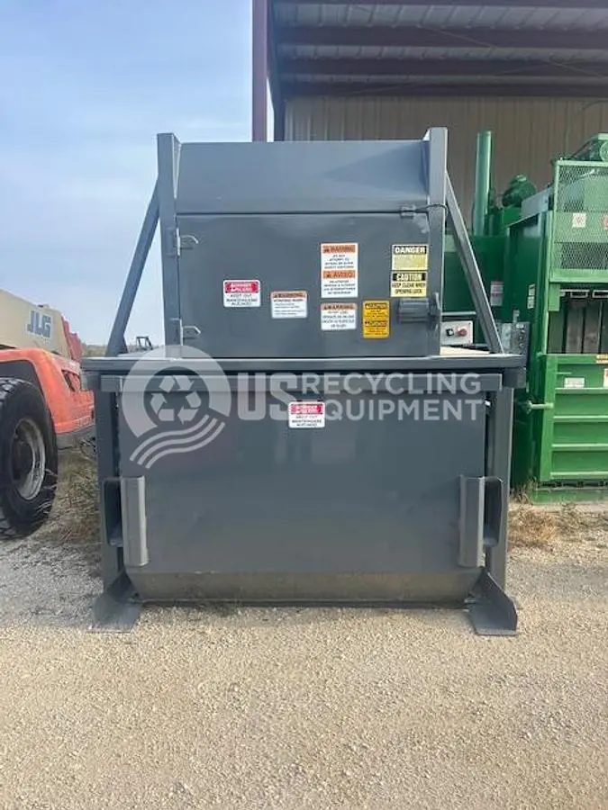 USED WASTEQUIP 6 YARD VIP VERTICAL