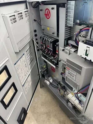 USED 2025 HAAS DS-30Y