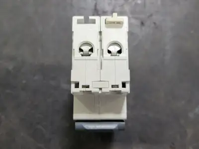 Used MERLIN GERIN 17447 Switchgears British Columbia CA | Lenmark #242116