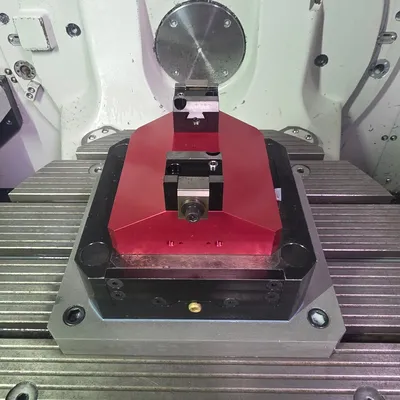 2020 DOOSAN DVF 5000 Vertical Machining Centers (5-Axis or More) | Machinery Network (4)