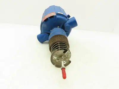 Magnetrol XA15-1E2A-AAQ Displacer Level Switch 120/240VAC 800psi 100°F 2.5"NPT