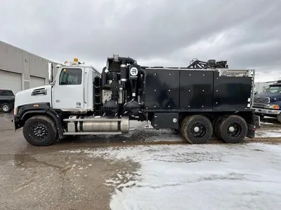 2020 RIVAL T-7 Hydro Vac | Title Equipment & Recreation Inc. (1)