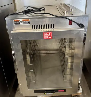 Used 2023 METRO HBCW8-DCPC-CT Hot Food Warming, Holding, & Transport Cabinets Ohio US | Palm Beach Restaurant Equipment, LLC #1421284