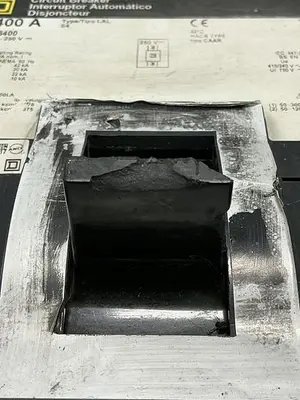 USED SQUARE D LAL36400