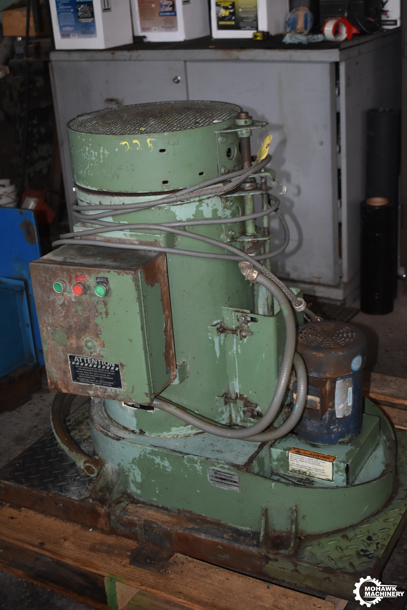12” NEW HOLLAND “K24” CENTRIFUGAL SPIN DRYER CHIP WRINGER - 12” X 12” BASKET - 75 LB WEIGHT CAPACITY