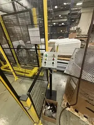 USED 2008 FANUC R-2000IB/125L