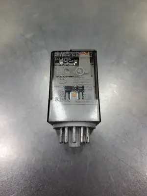USED Allen-Bradley 700-HA