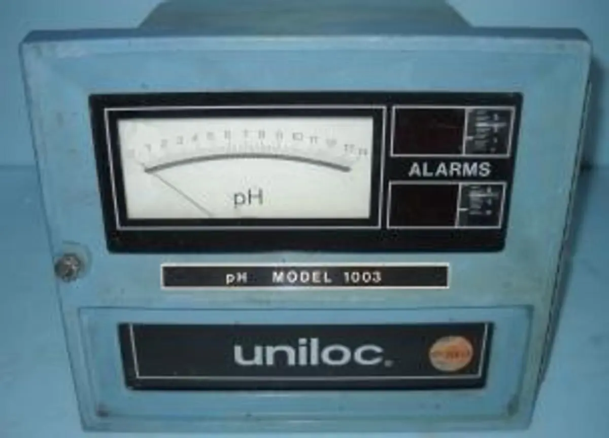 QTY. 1. UNILOC PH METER PH MODEL 1003 0-14....