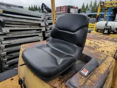 USED 1984 HYSTER H80E