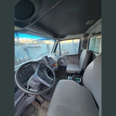 USED 2000 STERLING L7501