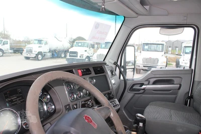 Used 2015 KENWORTH T880 Vacuum Truck Texas US | Roll Off Truck World #1491838