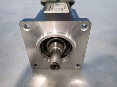 Used KOLLMORGEN AKM22EENBNDB00 Servo Motors | HGR 24 #730912