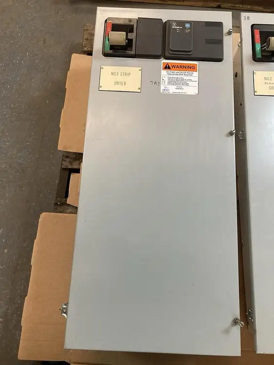 Used CUTLER-HAMMER W200M4CFC Starters | Surplus Asset Holdings #1205037