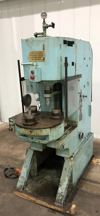 Used DENISON MULTIPRESS DENISON MULTIPRESS T127MC209SSD268D276MA72IT 106LS209 PRESS C-Frame Presses | Alma Machinery #899643