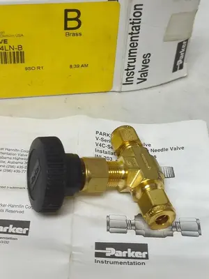 New | in-Stock PARKER 4Z-V4LN-B Pump & Valve Parts Ohio US | Surplus Asset Holdings #1235942