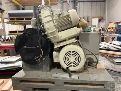 USED AXYZ 7012