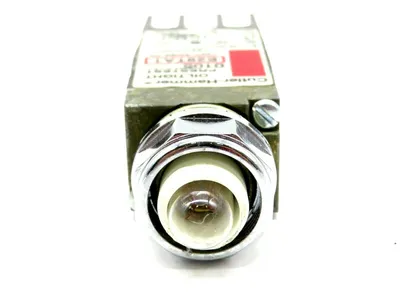NEW CULTLER HAMMER E29TA1 INDICATING LIGHT 120V 50/60 HZ SERIES A1