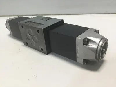 USED REXROTH 4WE6J53/AG24NZ4