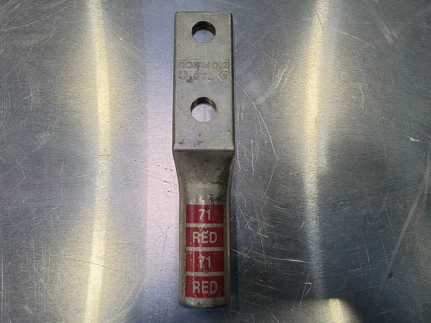 USED THOMAS BETTS 60256