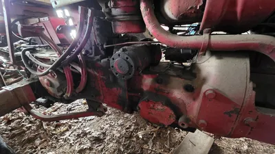 FARMALL 560 Tractor | Iron Listing (41)