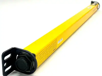 MS4324B | Omron STI  Safety Light Curtain MiniSafe-B Transmitter - For parts or not working