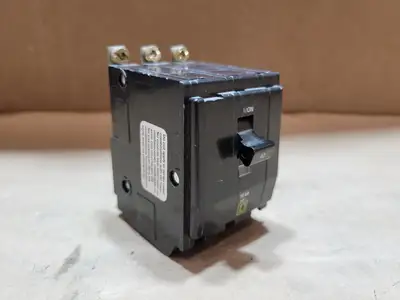 USED SQUARE D QOB340