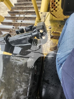 USED 2006 CATERPILLAR D6N LGP