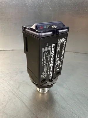 Used Allen-Bradley 42GRR-9002-QD Sensors | Palmetto Automation #1153574
